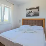 Lomari * Sibenik