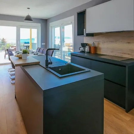 Сasa de vacaciones Lomari *