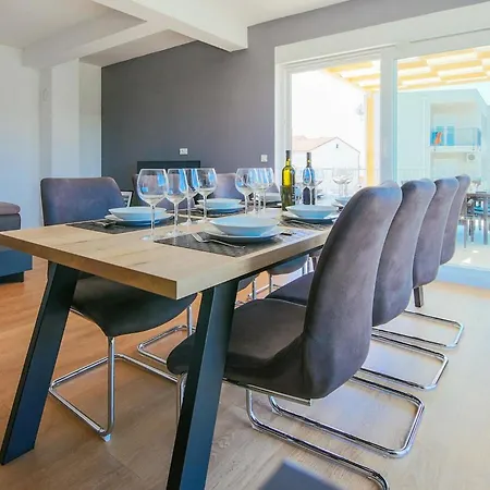 Сasa de vacaciones Lomari