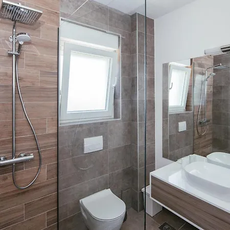 Сasa de vacaciones Lomari *